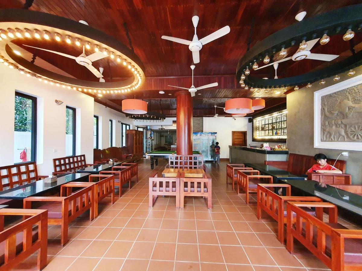Darling Pub Hostel Siem Reap Ngoại thất bức ảnh