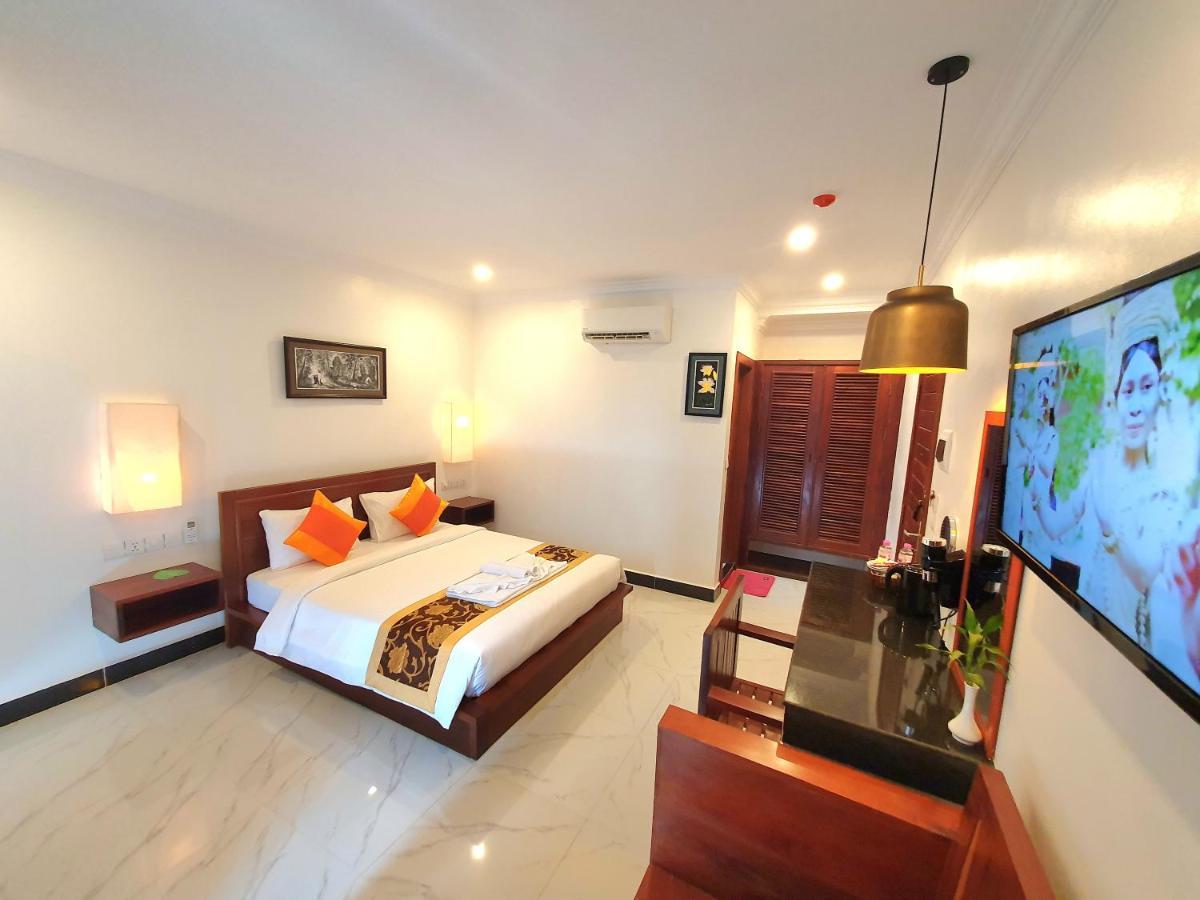 Darling Pub Hostel Siem Reap Ngoại thất bức ảnh