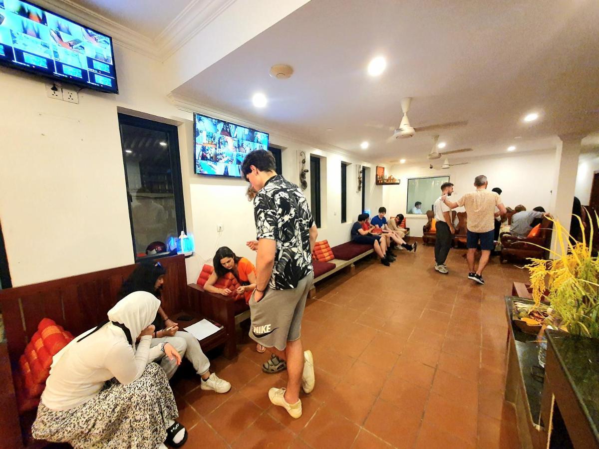 Darling Pub Hostel Siem Reap Ngoại thất bức ảnh