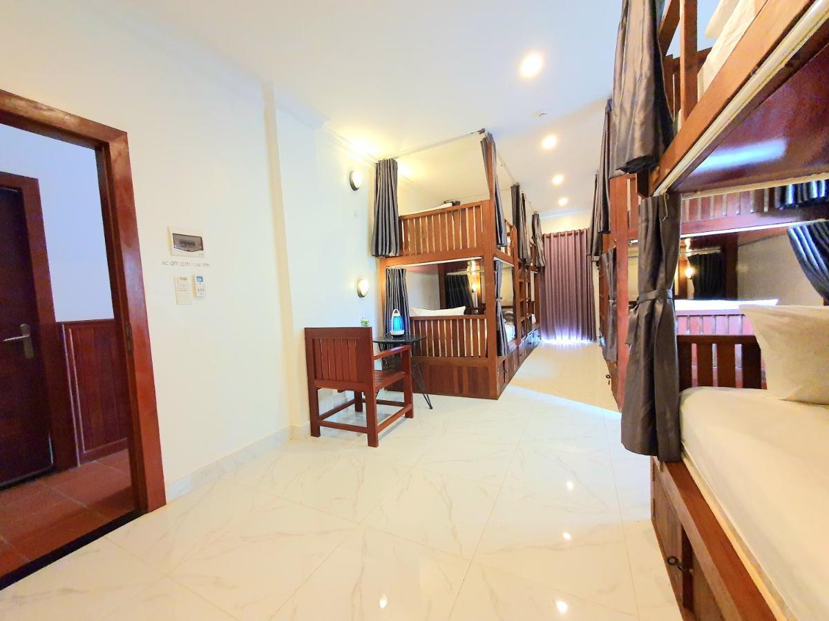 Darling Pub Hostel Siem Reap Ngoại thất bức ảnh